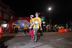 BIB: 3354
                            <button type="button" onclick="openModal(26263653)" class="btn btn-primary btn-sm float-right btn-popup" data-toggle="modal" data-target=".modal-high-quality">
                        <i class="fas fa-shopping-cart"></i> Add to Cart
                    </button>
                                            <button type="button" onclick="isThisMe(26263653, true)" class="btn btn-success btn-sm float-right btn-popup btn-isme hidden" data-toggle="tooltip" data-placement="bottom" title="นี่คือรูปของคุณใช่ไหม คลิกที่นี่เพื่อเอาเข้าอัลบั้ม">
                        <i class="fas fa-plus"></i> Add to album
                    </button>
                    <button type="button" onclick="isThisMe(26263653, false)" class="btn btn-warning btn-sm float-right btn-popup btn-isnotme hidden">
                        <i class="fas fa-ban"></i> Remove from album
                    </button>